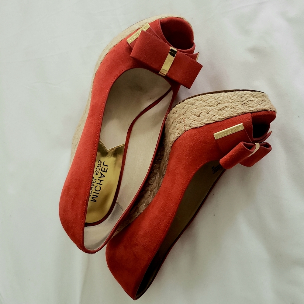 Michael Kors Platform Sandals - Picture 2 of 5